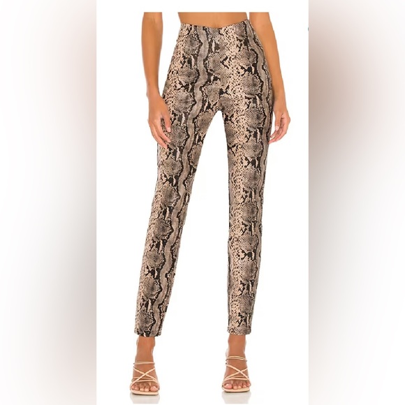 Women’s SUPERDOWN tan snake print faux leather pants - Picture 3 of 5
